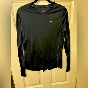 Nike dri fit workout top